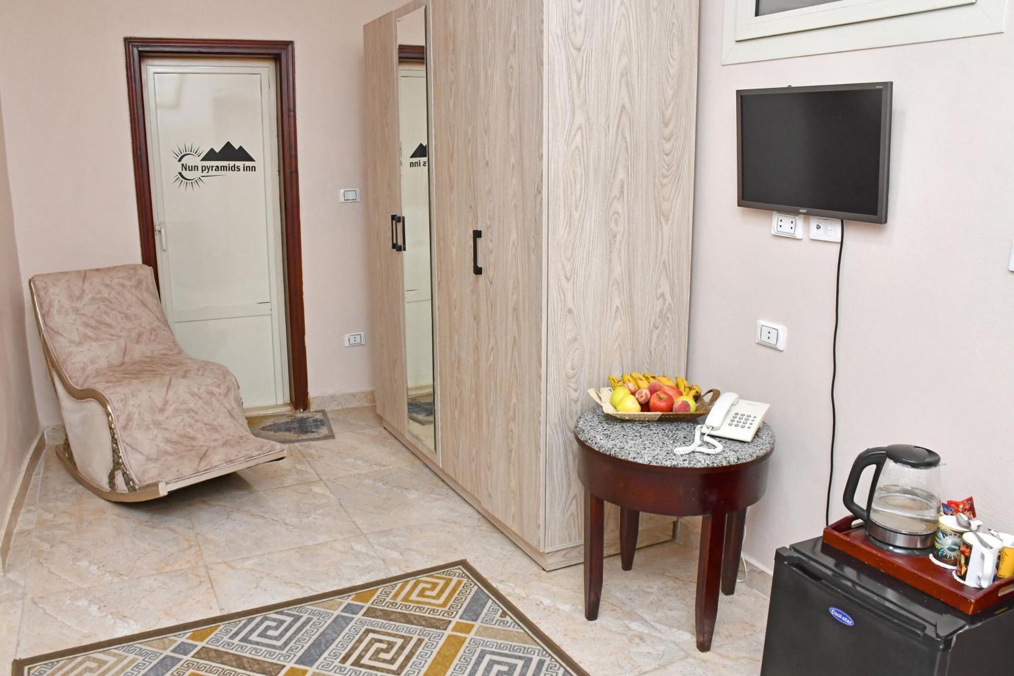 Nun Pyramids Hotel Kafret el-Gabal Cameră foto