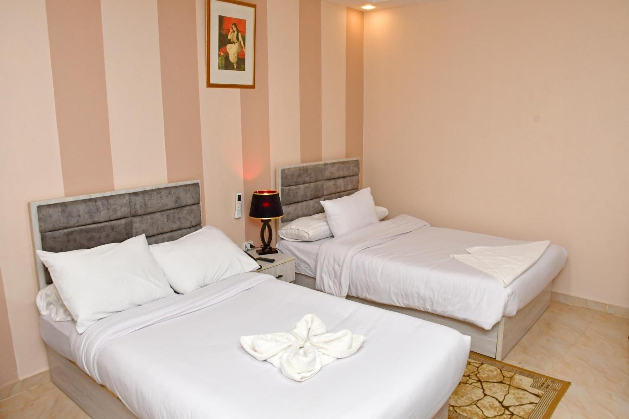 Nun Pyramids Hotel Kafret el-Gabal Cameră foto
