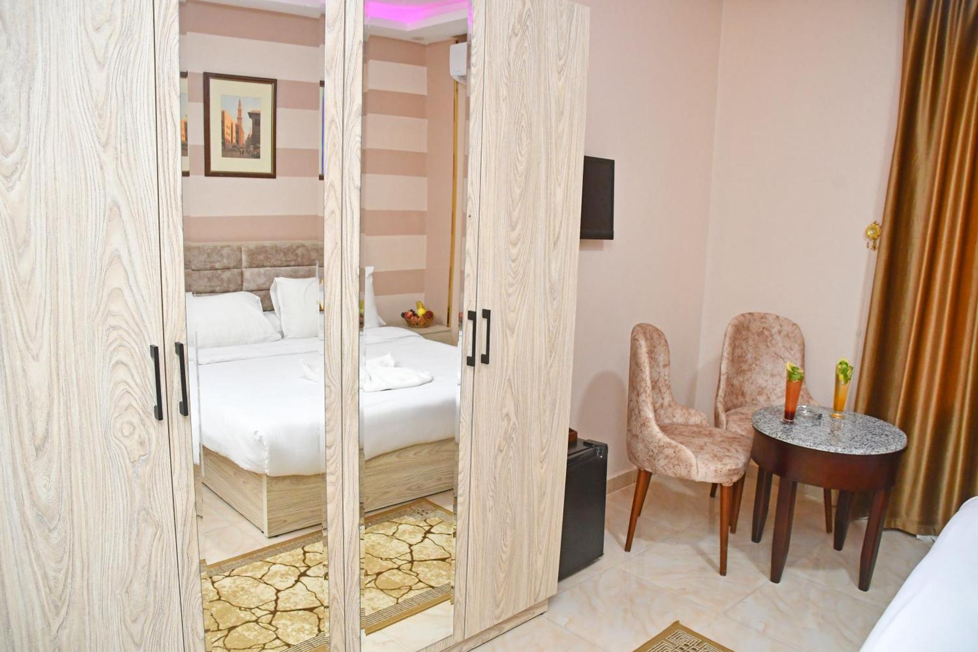 Nun Pyramids Hotel Kafret el-Gabal Cameră foto